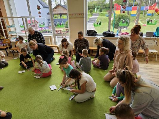 Grafika #13: 18.04.2024 Zajęcia otwarte dla rodziców w gr III