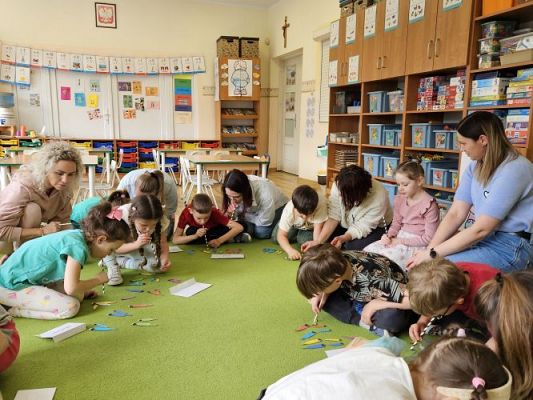 Grafika #16: 18.04.2024 Zajęcia otwarte dla rodziców w gr III