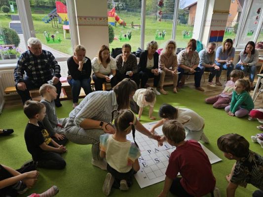 Grafika #28: 18.04.2024 Zajęcia otwarte dla rodziców w gr III