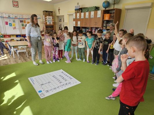 Grafika #31: 18.04.2024 Zajęcia otwarte dla rodziców w gr III