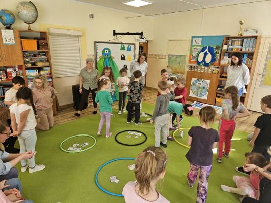 Grafika #46: 18.04.2024 Zajęcia otwarte dla rodziców w gr III