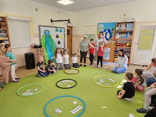 Grafika #48: 18.04.2024 Zajęcia otwarte dla rodziców w gr III