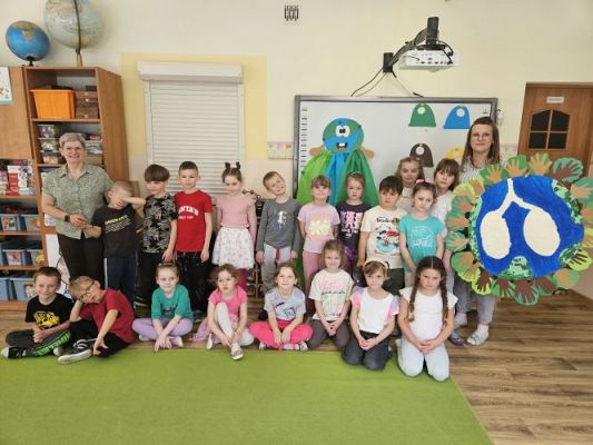 Grafika #90: 18.04.2024 Zajęcia otwarte dla rodziców w gr III