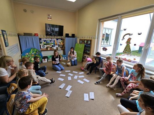 Grafika #30: 17.04.2024 Zajęcia otwarte dla rodziców - Gr II