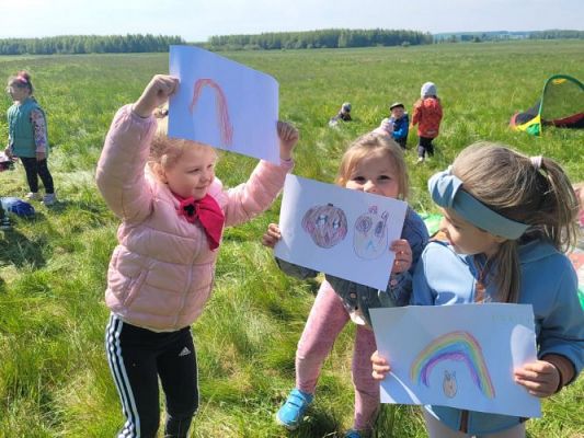 Grafika #28: 09.05.2024 Piknik na majowej łące gr I, II