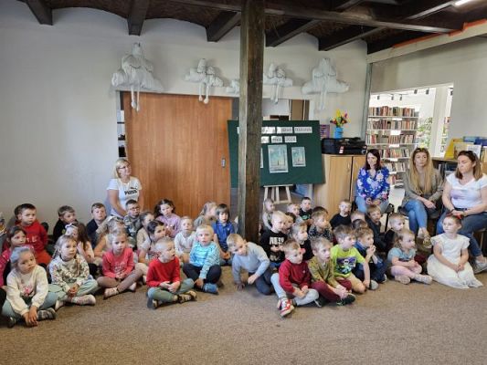 Grafika #2: 08.05.2024 Zajęcia biblioteczne w Bibliotece Gminnej w Wicku - gr I, II