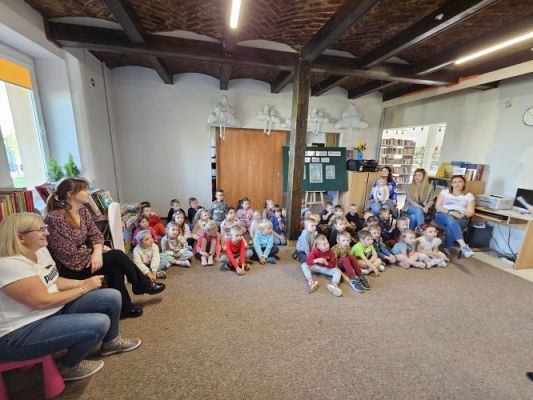 Grafika #12: 08.05.2024 Zajęcia biblioteczne w Bibliotece Gminnej w Wicku - gr I, II