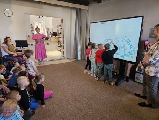 Grafika #28: 08.05.2024 Zajęcia biblioteczne w Bibliotece Gminnej w Wicku - gr I, II