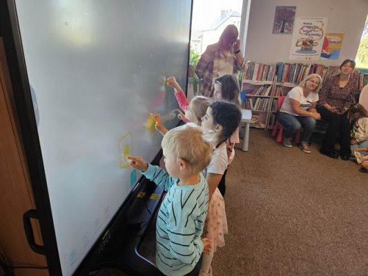 Grafika #32: 08.05.2024 Zajęcia biblioteczne w Bibliotece Gminnej w Wicku - gr I, II