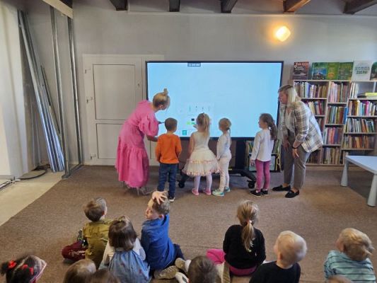 Grafika #37: 08.05.2024 Zajęcia biblioteczne w Bibliotece Gminnej w Wicku - gr I, II