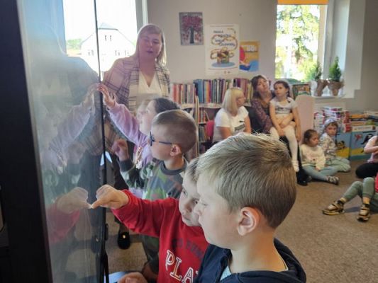 Grafika #43: 08.05.2024 Zajęcia biblioteczne w Bibliotece Gminnej w Wicku - gr I, II