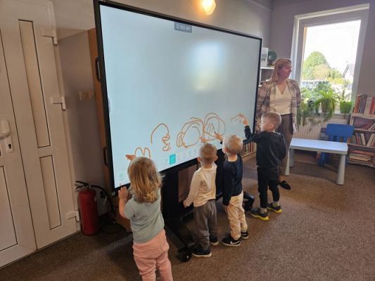 Grafika #46: 08.05.2024 Zajęcia biblioteczne w Bibliotece Gminnej w Wicku - gr I, II