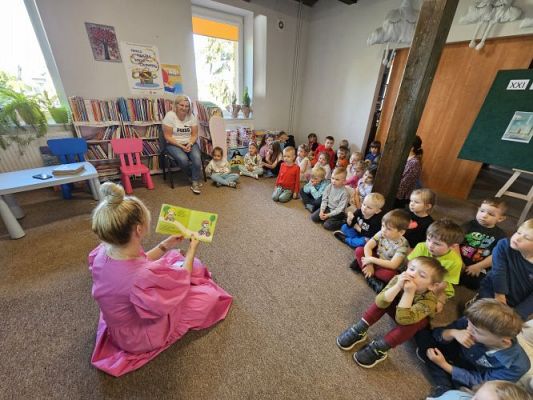 Grafika #51: 08.05.2024 Zajęcia biblioteczne w Bibliotece Gminnej w Wicku - gr I, II