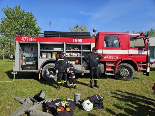 Grafika #5: 30.04.2024 Spotkanie ze strażakami z OSP Wrzeście