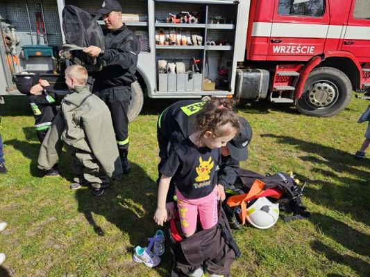 Grafika #20: 30.04.2024 Spotkanie ze strażakami z OSP Wrzeście