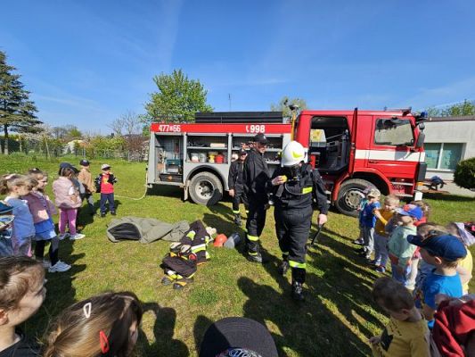 Grafika #27: 30.04.2024 Spotkanie ze strażakami z OSP Wrzeście