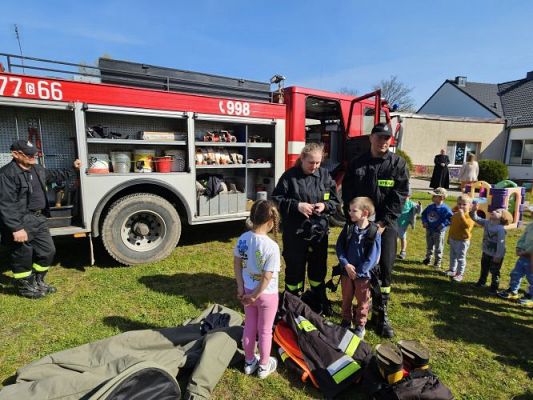 Grafika #31: 30.04.2024 Spotkanie ze strażakami z OSP Wrzeście