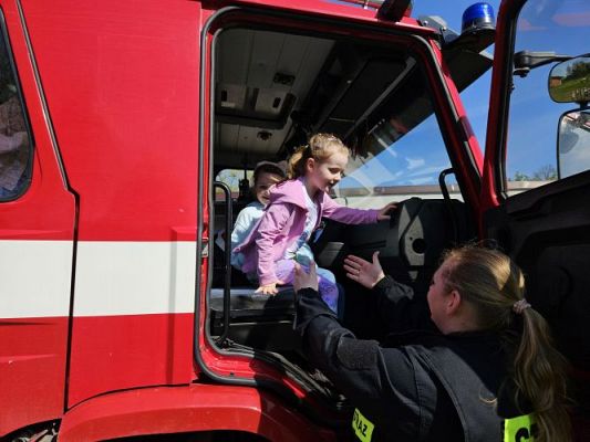 Grafika #49: 30.04.2024 Spotkanie ze strażakami z OSP Wrzeście