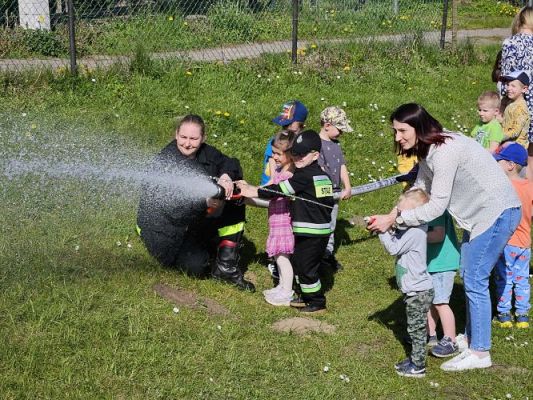 Grafika #65: 30.04.2024 Spotkanie ze strażakami z OSP Wrzeście