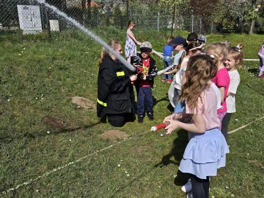 Grafika #84: 30.04.2024 Spotkanie ze strażakami z OSP Wrzeście