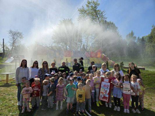 Grafika #91: 30.04.2024 Spotkanie ze strażakami z OSP Wrzeście