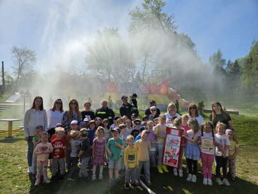 Grafika #92: 30.04.2024 Spotkanie ze strażakami z OSP Wrzeście
