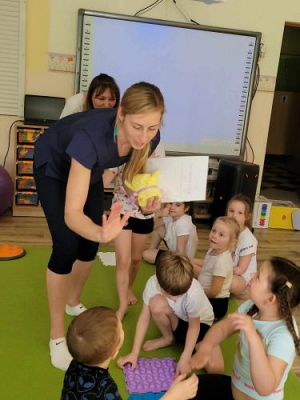 Grafika #18: 29.04.2024 Spotkanie z fizjoterapeutką Panią Aleksandrą Synowiecką