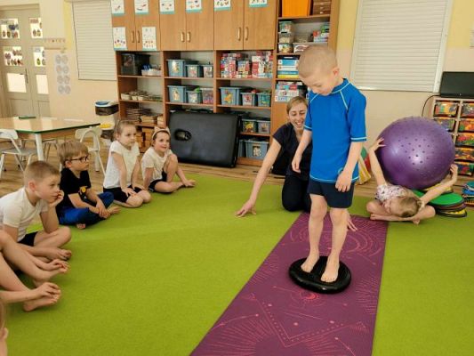 Grafika #21: 29.04.2024 Spotkanie z fizjoterapeutką Panią Aleksandrą Synowiecką