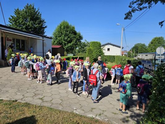 Grafika #0: 05.06.2024 Wycieczka do Stadniny koni w Nowęcinie cz.I