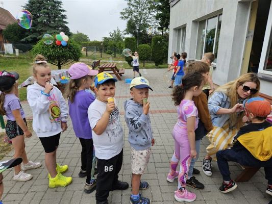 Grafika #25: 03.06.2024 Dzień Dziecka cz.II