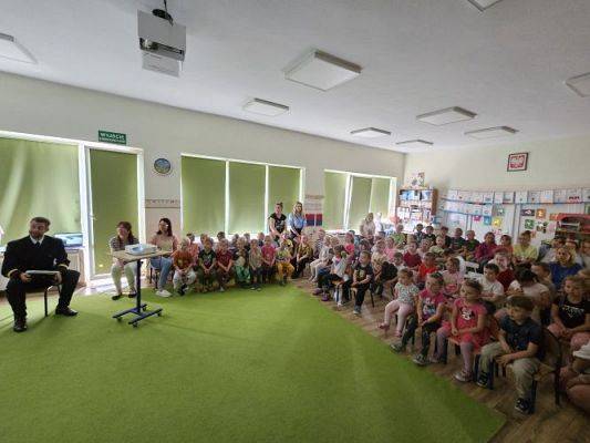 Grafika #9: 20.05.2024 Marynarskie opowieści taty Bartka cz. I