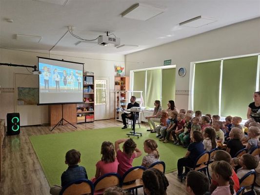 Grafika #15: 20.05.2024 Marynarskie opowieści taty Bartka cz. I