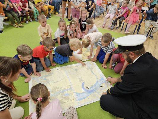 Grafika #35: 20.05.2024 Marynarskie opowieści taty Bartka cz. I