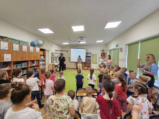 Grafika #44: 20.05.2024 Marynarskie opowieści taty Bartka cz. I