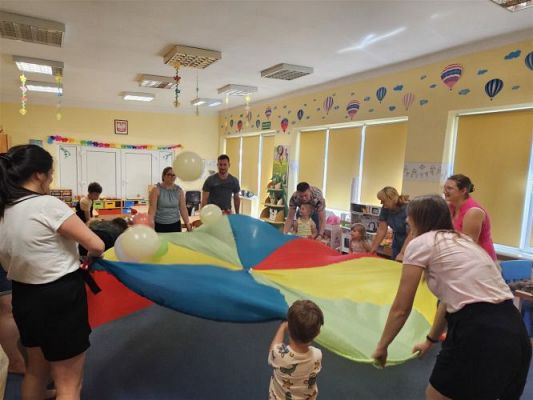 Grafika #25: 27.06.2024 Zajęcia adaptacyjne "Razem bawić się weselej"