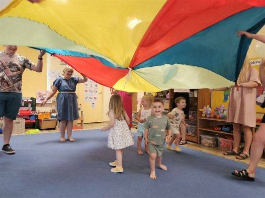 Grafika #30: 27.06.2024 Zajęcia adaptacyjne "Razem bawić się weselej"