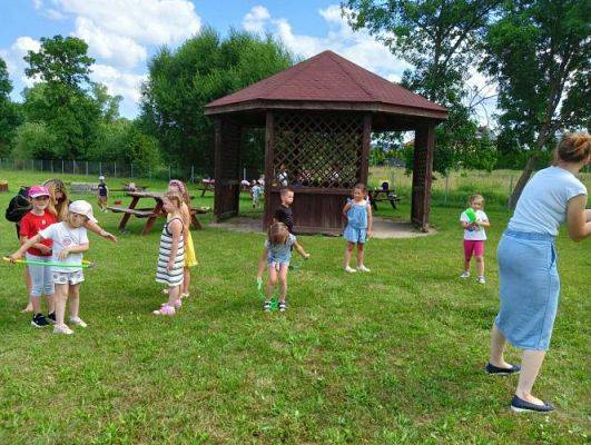 Grafika #6: 26.06.2024 Piknik na powitanie lata na Stadionie w Charbrowie