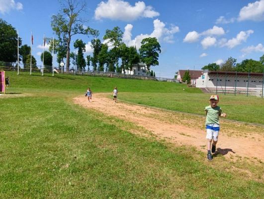 Grafika #8: 26.06.2024 Piknik na powitanie lata na Stadionie w Charbrowie