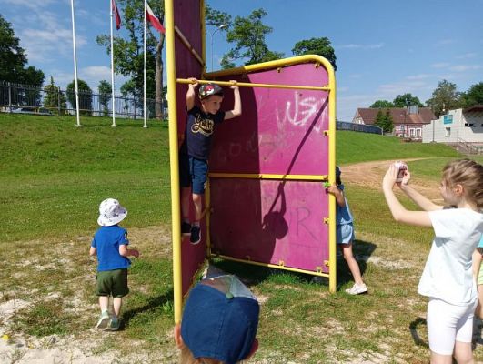 Grafika #10: 26.06.2024 Piknik na powitanie lata na Stadionie w Charbrowie