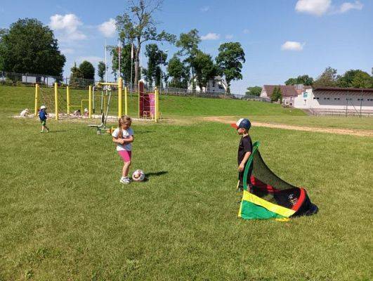 Grafika #11: 26.06.2024 Piknik na powitanie lata na Stadionie w Charbrowie