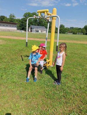 Grafika #23: 26.06.2024 Piknik na powitanie lata na Stadionie w Charbrowie