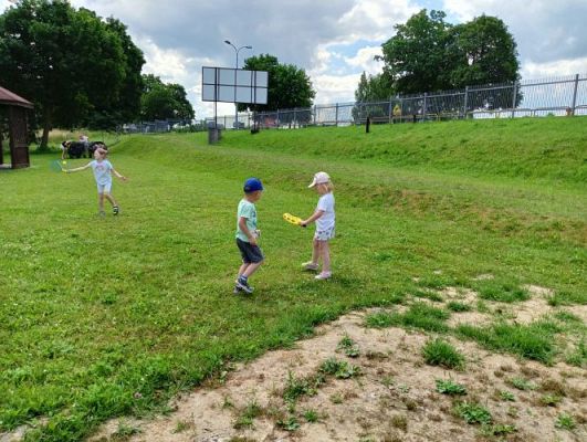 Grafika #35: 26.06.2024 Piknik na powitanie lata na Stadionie w Charbrowie